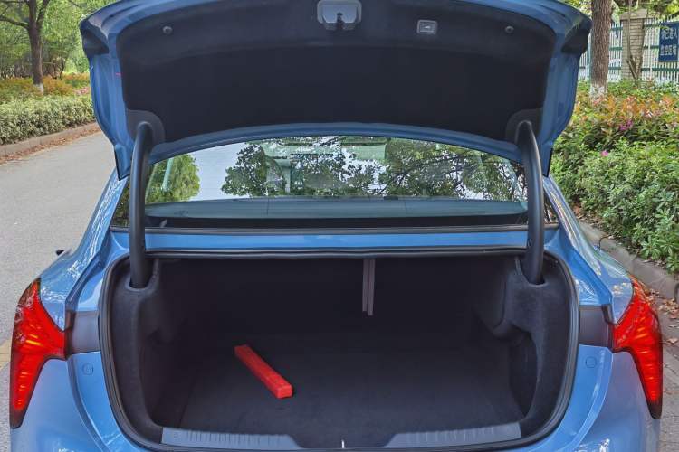 Used Hongqi Tiangong 05 2025 750 Smart Selection Trunk
