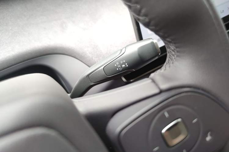 Used Hongqi Tiangong 05 2025 550 Smart Selection Gear Lever