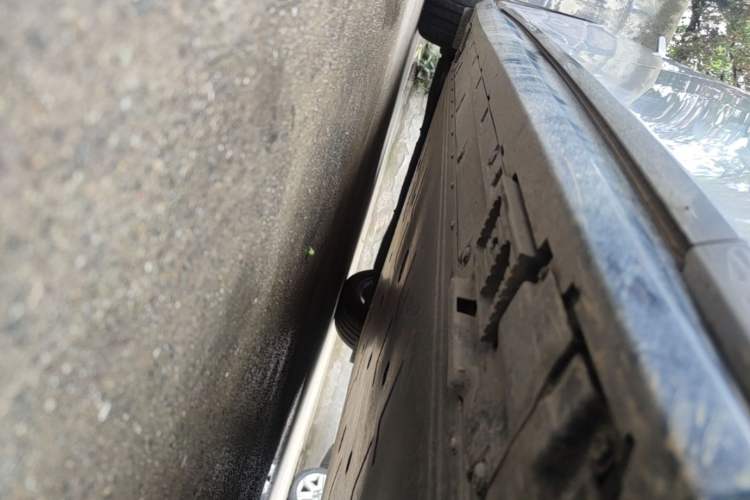 Used Hongqi Tiangong 05 2025 550 Smart Selection Right Side Sill