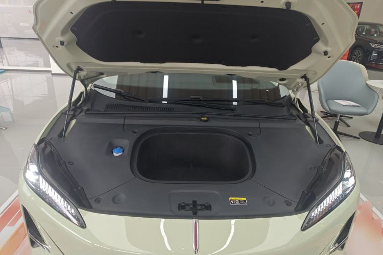 Used Hongqi Tiangong 05 2025 550 Smart Selection Engine Bay