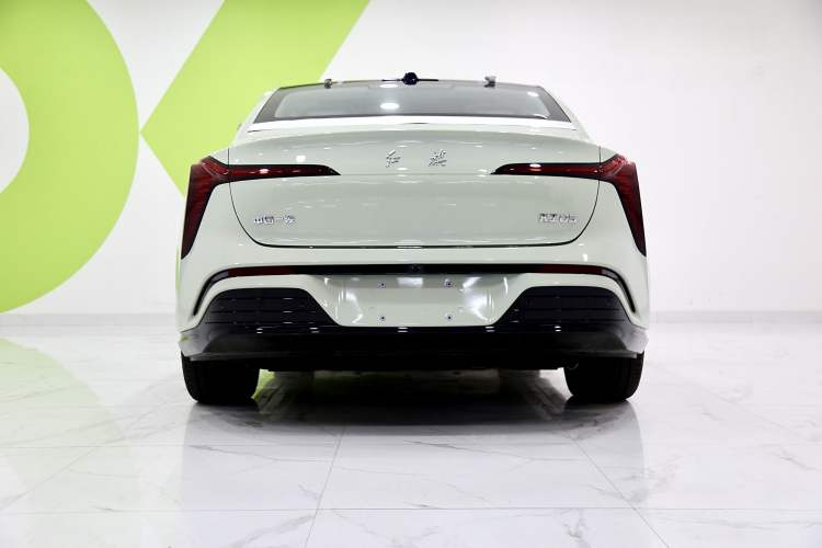 Used Hongqi Tiangong 05 2025 550 Smart Selection Exterior 2