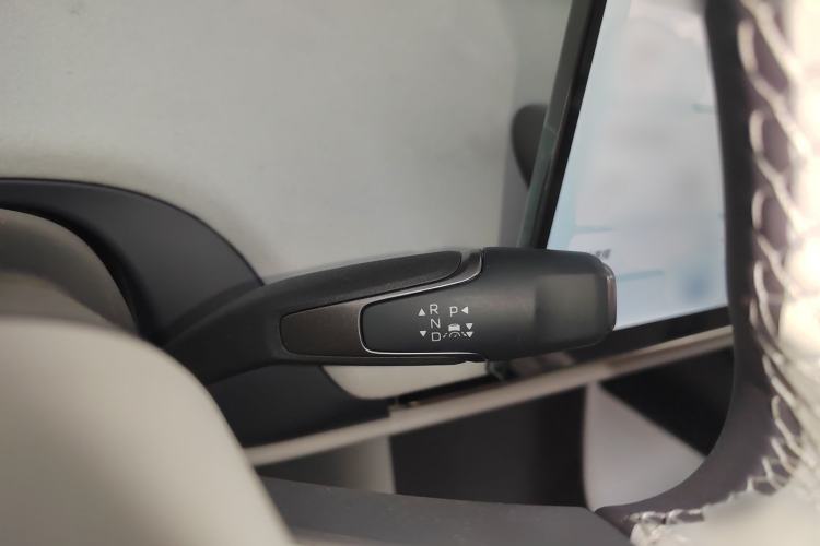 Used Hongqi Tiangong 05 2025 550 Smart Selection Gear Lever