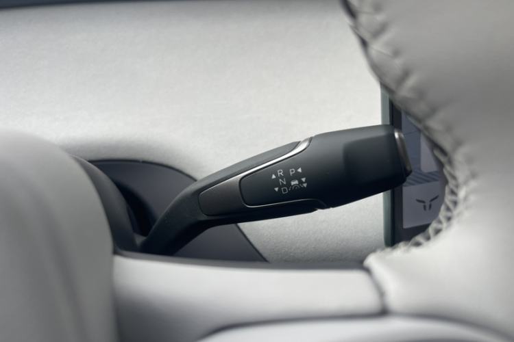 Used Hongqi Tiangong 05 2025 550 Smart Selection Gear Lever