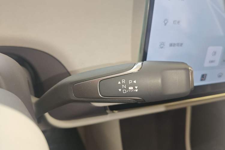 Used Hongqi Tiangong 05 2025 550 Smart Selection Gear Lever