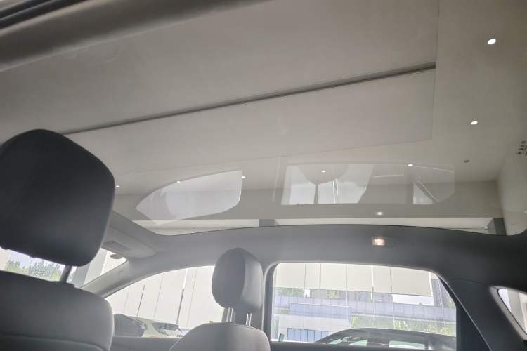 Used Hongqi Tiangong 05 2025 550 Smart Selection Interior 1
