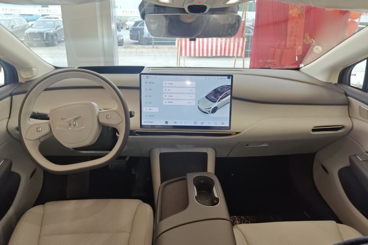Used Hongqi Tiangong 05 2025 550 Smart Selection Interior 2