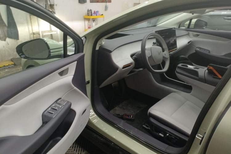 Used Hongqi Tiangong 05 2025 550 Smart Selection Interior 3
