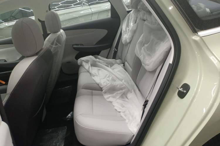 Used Hongqi Tiangong 05 2025 550 Smart Selection Interior 4