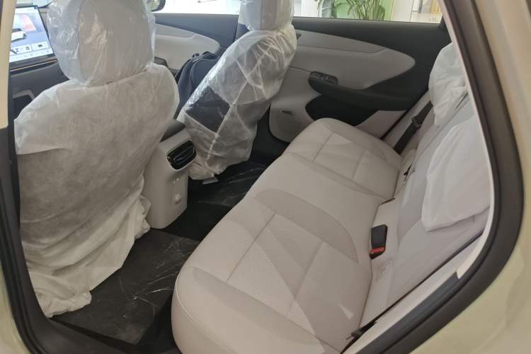 Used Hongqi Tiangong 05 2025 550 Smart Selection Interior 4
