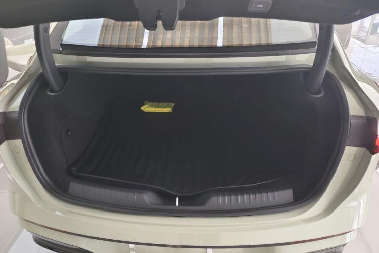 Used Hongqi Tiangong 05 2025 550 Smart Selection Interior 7