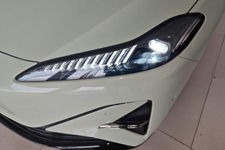 Used Hongqi Tiangong 05 2025 550 Smart Selection Left Front Headlight