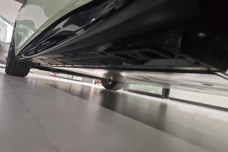 Used Hongqi Tiangong 05 2025 550 Smart Selection Left Side Sill