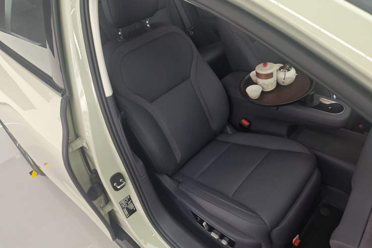Used Hongqi Tiangong 05 2025 550 Smart Selection Right Front Seat