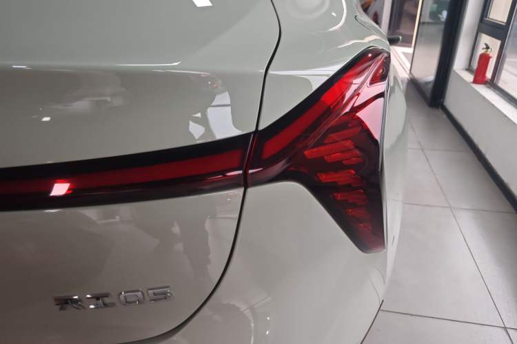 Used Hongqi Tiangong 05 2025 550 Smart Selection Right Rear Taillight