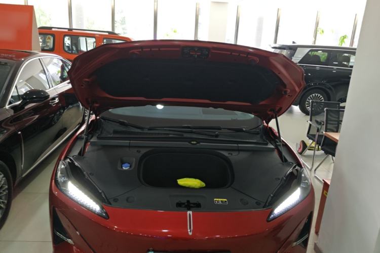 Used Hongqi Tiangong 05 2025 550 Smart Selection Engine Bay