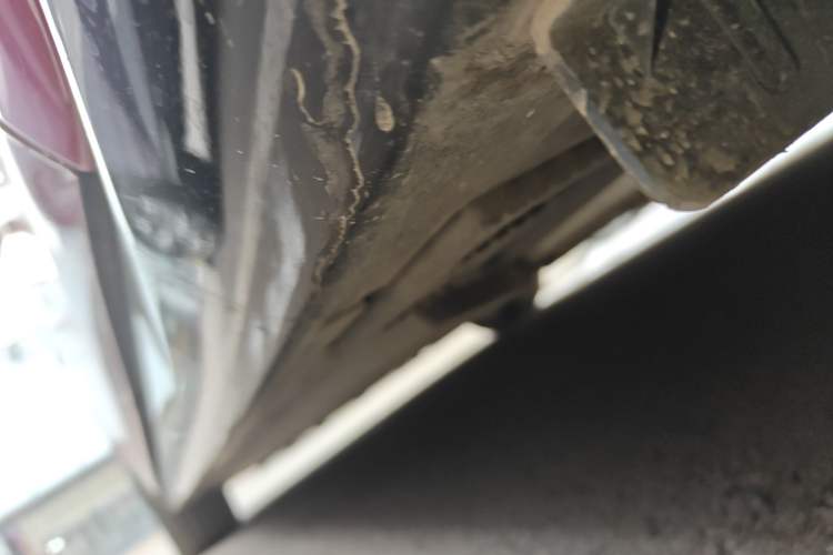 Used Hongqi Tiangong 05 2025 750 Edition Left Side Sill