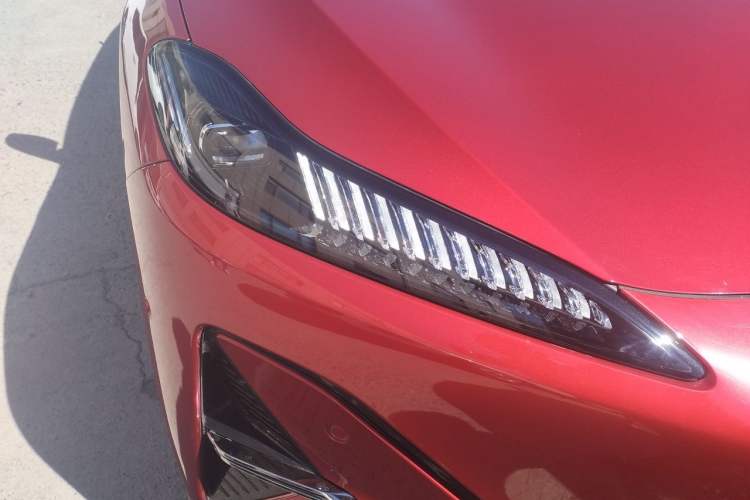 Used Hongqi Tiangong 05 2025 750 Smart Selection Right Front Headlight