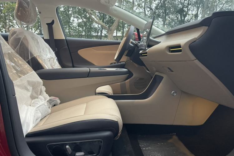 Used Hongqi Tiangong 05 2025 550 Smart Selection Right Front Seat