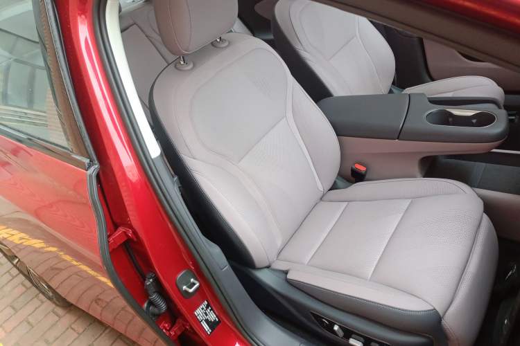 Used Hongqi Tiangong 05 2025 550 Smart Selection Right Front Seat