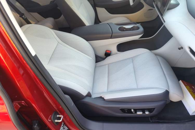 Used Hongqi Tiangong 05 2025 550 Smart Selection Right Front Seat