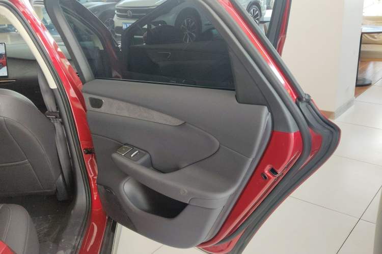 Used Hongqi Tiangong 05 2025 550 Smart Selection Right Rear Door Interior