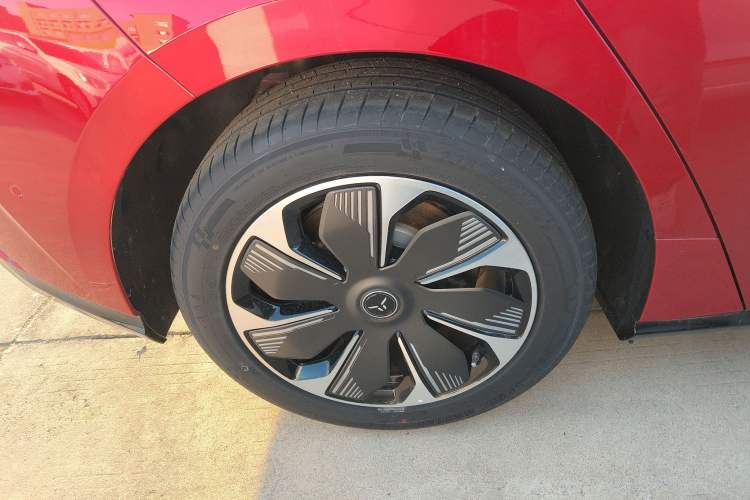 Used Hongqi Tiangong 05 2025 550 Smart Selection Right Rear Wheel Hub