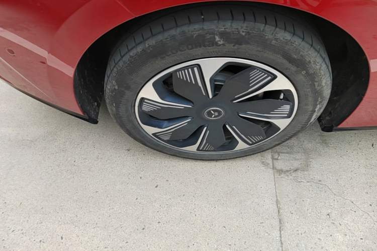 Used Hongqi Tiangong 05 2025 750 Smart Selection Right Rear Wheel Hub
