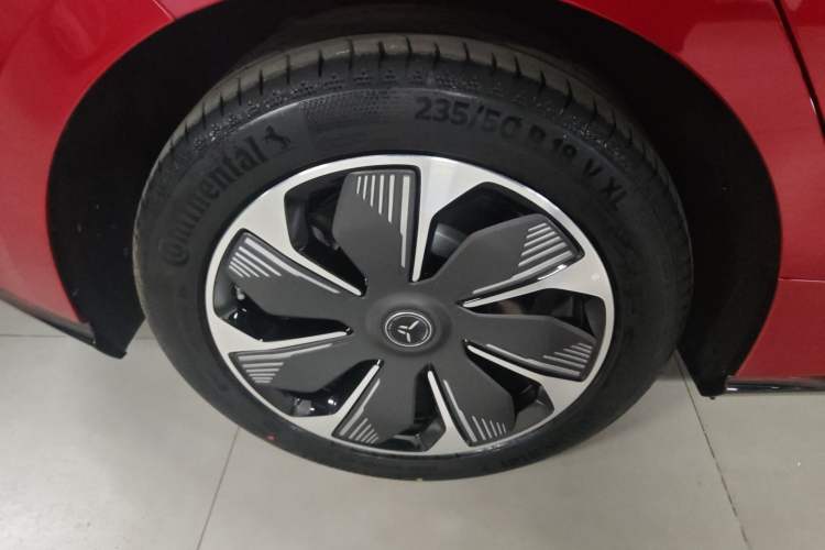Used Hongqi Tiangong 05 2025 550 Smart Selection Right Rear Wheel Hub