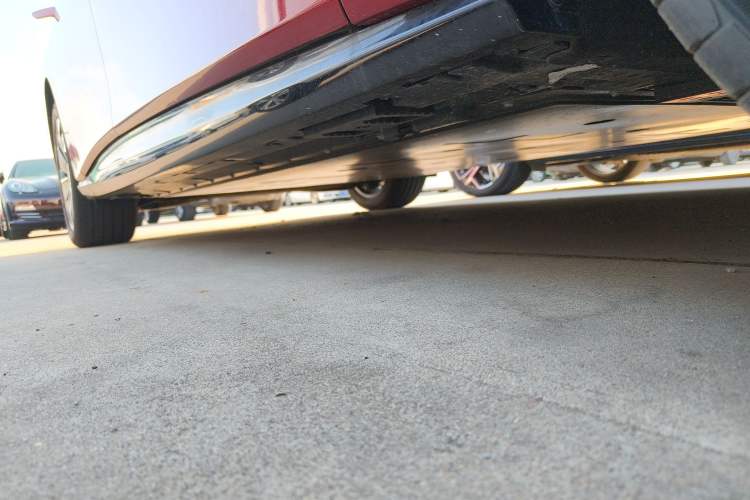 Used Hongqi Tiangong 05 2025 550 Smart Selection Right Side Sill