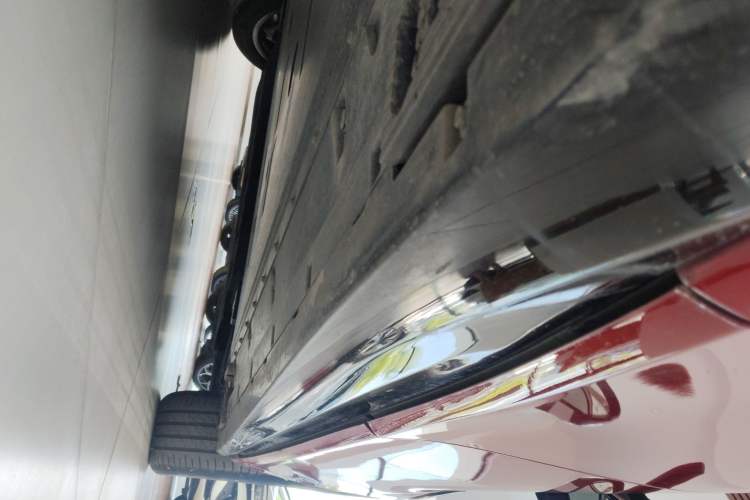 Used Hongqi Tiangong 05 2025 550 Smart Selection Right Side Sill