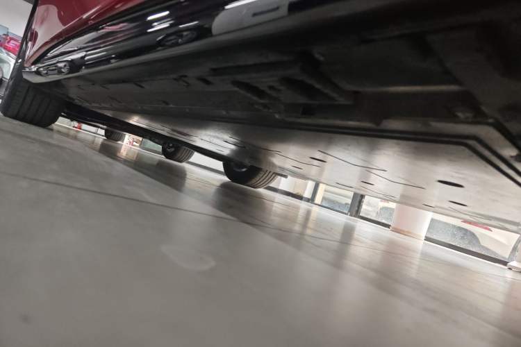 Used Hongqi Tiangong 05 2025 550 Smart Selection Right Side Sill