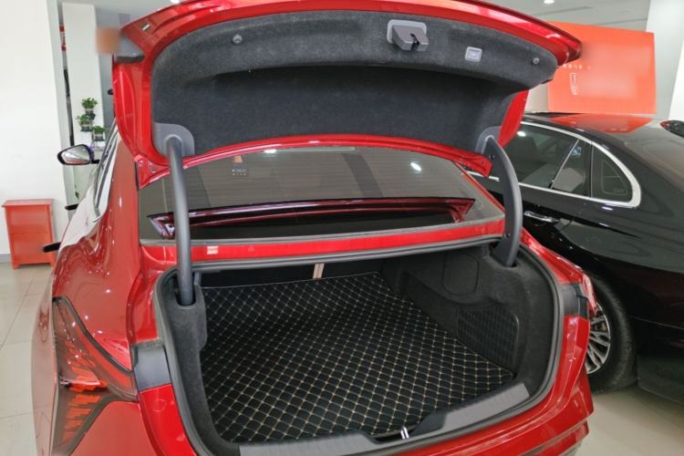 Used Hongqi Tiangong 05 2025 550 Smart Selection Trunk