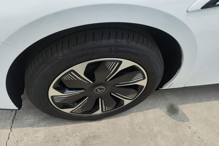 Used Hongqi Tiangong 05 2025 550 Edition Exterior 2
