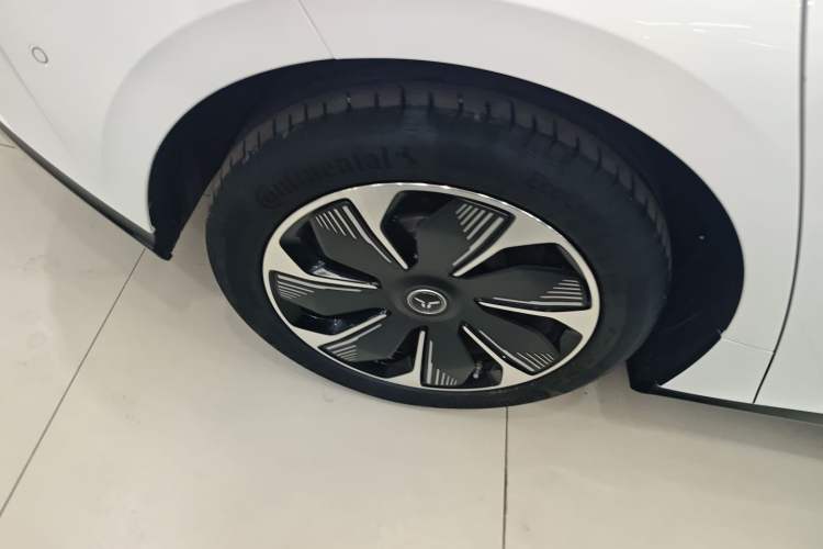 Used Hongqi Tiangong 05 2025 550 Smart Selection Exterior 5