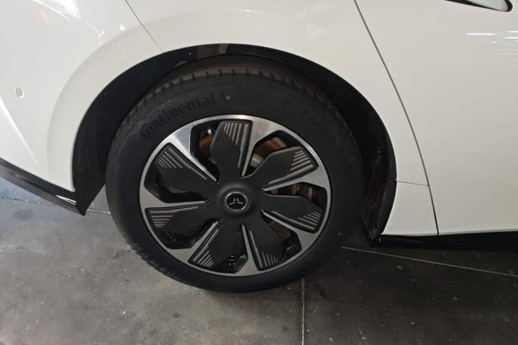 Used Hongqi Tiangong 05 2025 550 Smart Selection Right Rear Wheel Hub