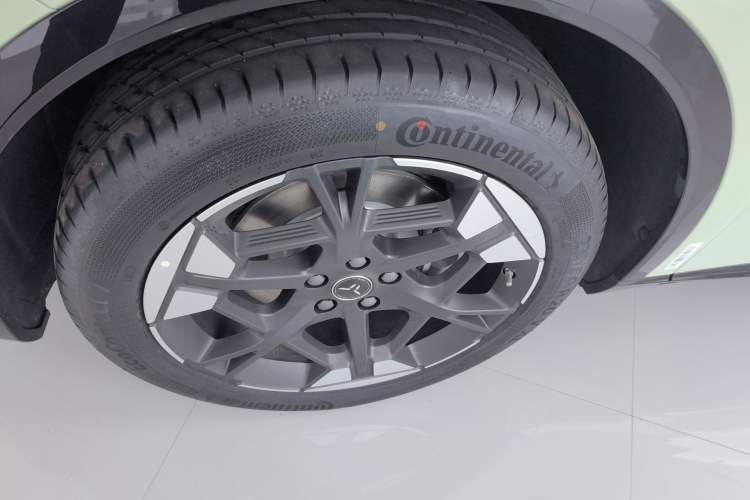 Used Hongqi Tiangong 06 2025 520 Smart Selection Edition Left Front Wheel Hub