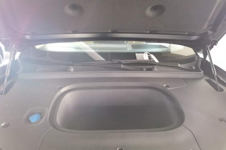 Used Hongqi Tiangong 06 2025 520 Smart Selection Edition Engine Bay