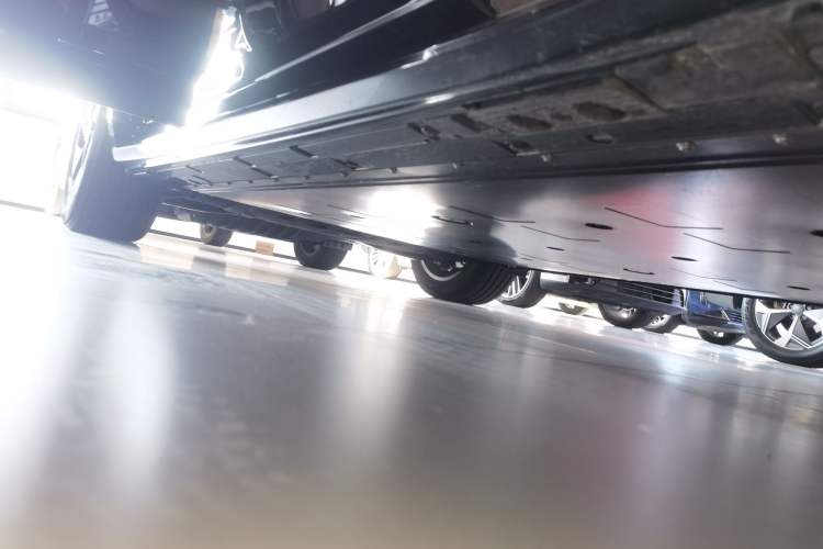 Used Hongqi Tiangong 06 2025 520 Smart Selection Edition Right Side Sill