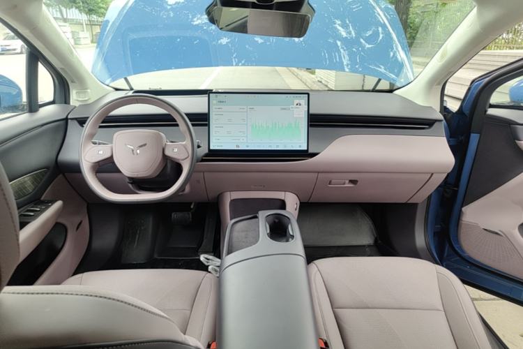Used Hongqi Tiangong 06 2025 660 4x4 Smart Selection Edition Center Console