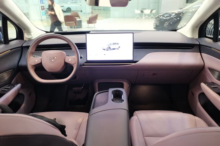 Used Hongqi Tiangong 06 2025 660 4x4 Smart Selection Edition Center Console