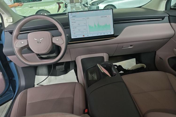 Used Hongqi Tiangong 06 2025 660 4x4 Smart Selection Edition Center Console