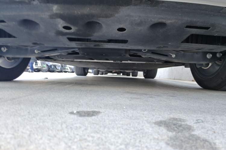 Used Hongqi Tiangong 06 2025 660 4x4 Smart Selection Edition Chassis Rear