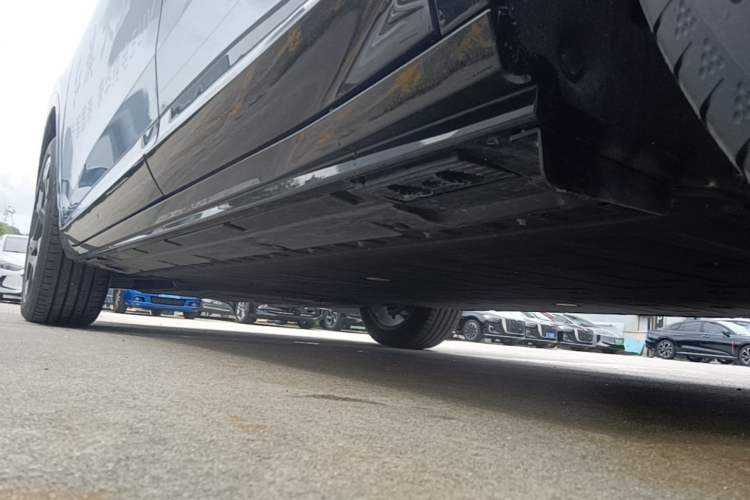 Used Hongqi Tiangong 06 2025 660 4x4 Smart Selection Edition Chassis Rear Left