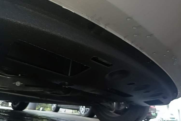 Used Hongqi Tiangong 06 2025 660 4x4 Smart Selection Edition Chassis Rear