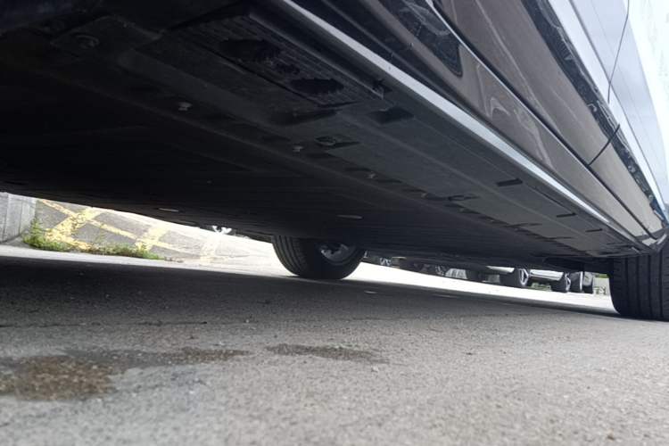 Used Hongqi Tiangong 06 2025 660 4x4 Smart Selection Edition Chassis Rear Right