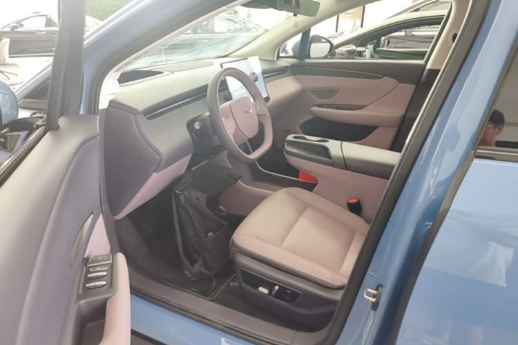 Used Hongqi Tiangong 06 2025 660 4x4 Smart Selection Edition Driver Seat