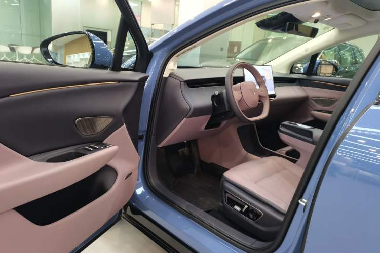 Used Hongqi Tiangong 06 2025 660 4x4 Smart Selection Edition Driver Seat