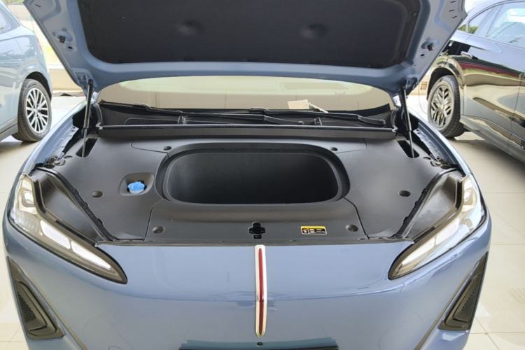 Used Hongqi Tiangong 06 2025 660 4x4 Smart Selection Edition Engine Bay