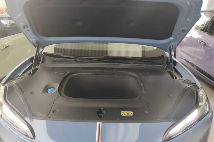 Used Hongqi Tiangong 06 2025 660 4x4 Smart Selection Edition Engine Bay