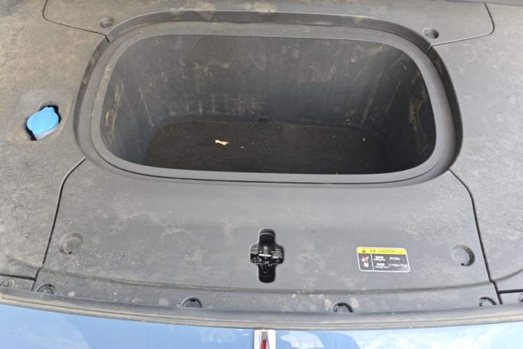 Used Hongqi Tiangong 06 2025 660 4x4 Smart Selection Edition Engine Bay